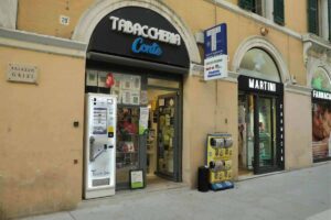 negozio di tabacchi